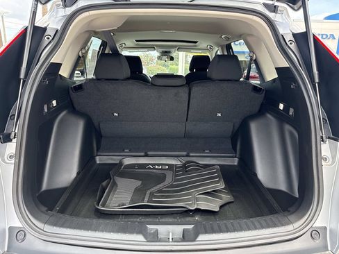 Used 2025 Honda CR-V EX image 9