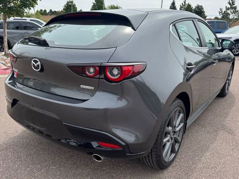 Used 2022 MAZDA MAZDA3 s FWD image 6