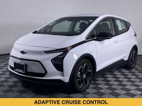 Certified 2023 Chevrolet Bolt LT w/ Infotainment Package FWD image 17