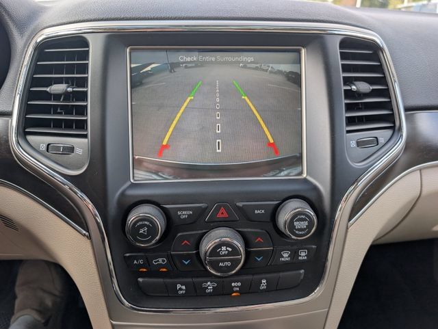 Used 2014 Jeep Grand Cherokee Limited w/ Luxury Group II AWD/4WD image 16