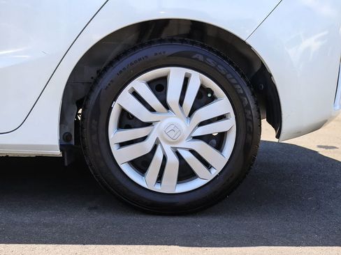 Used 2016 Honda Fit LX image 11