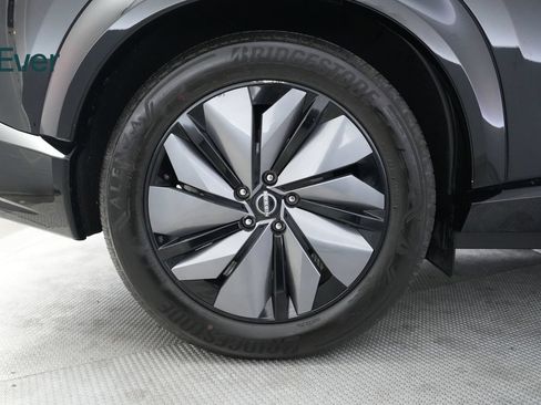 Used 2024 Nissan Ariya AWD image 22