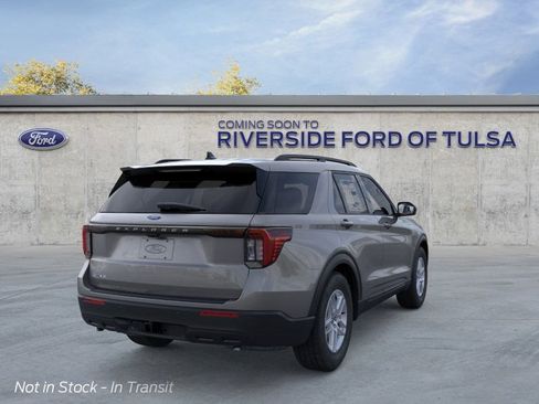 New 2026 Ford Explorer Active image 8