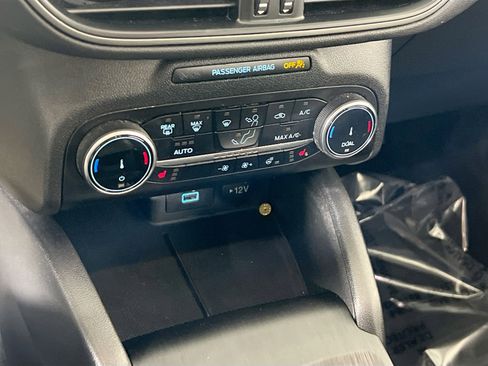 Used 2023 Ford Escape Active image 15