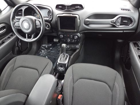 Used 2022 Jeep Renegade Altitude w/ Convenience Group AWD/4WD image 26