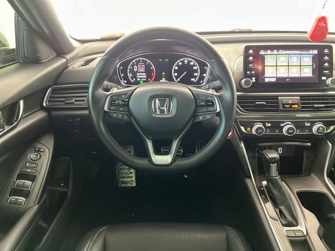 Used 2018 Honda Accord Sport image 15