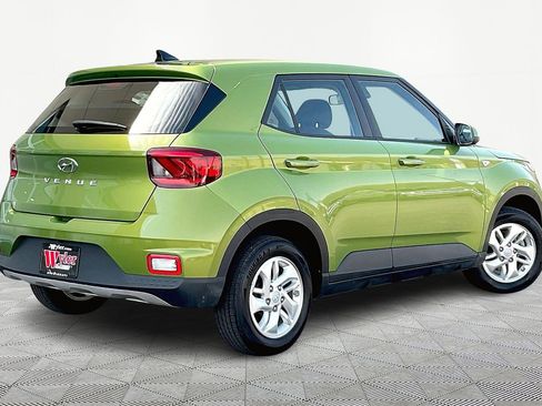 Used 2021 Hyundai Venue SE w/ Cargo Package image 7