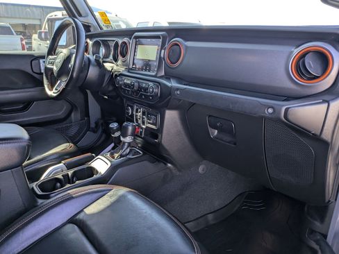 Used 2022 Jeep Gladiator Mojave w/ LED Lighting Group image 26