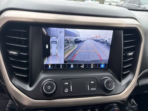 Used 2023 GMC Acadia Denali w/ Black Diamond Edition image 22