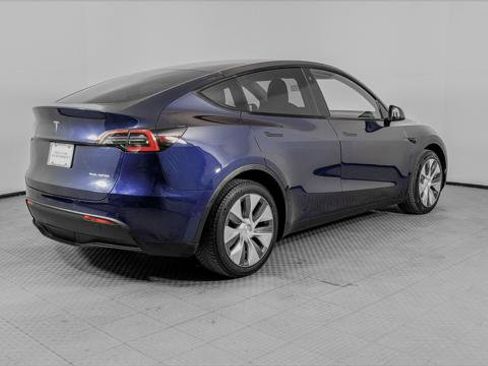 Used 2021 Tesla Model Y Long Range AWD/4WD image 7