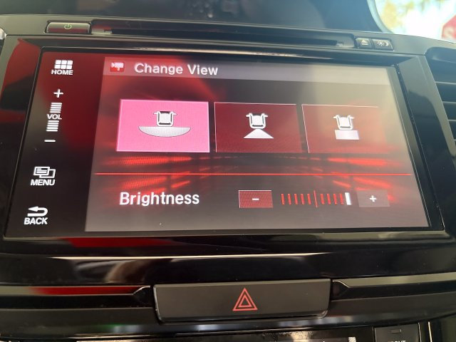 Used 2016 Honda Accord Touring image 21