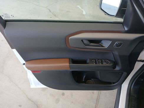 Used 2025 Ford Bronco Sport Outer Banks w/ Outer Banks Tech Package+ image 23