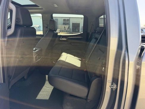 Used 2024 GMC Sierra 1500 SLT w/ SLT Premium Plus Package AWD/4WD image 7