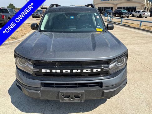 Used 2022 Ford Bronco Sport Outer Banks w/ Tech Package AWD/4WD image 2