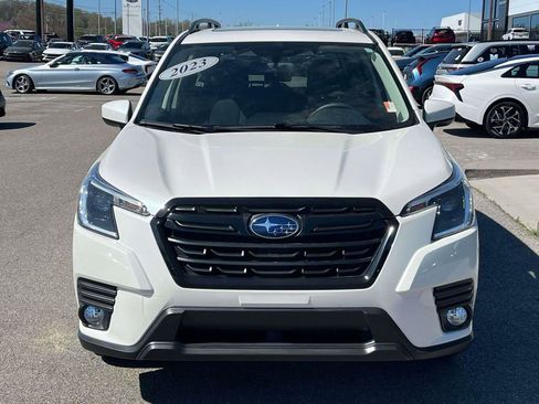 Used 2023 Subaru Forester Premium image 33