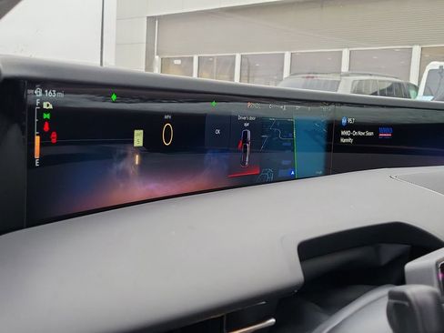 New 2026 Lincoln Nautilus Premier w/ Equipment Group 102A image 21