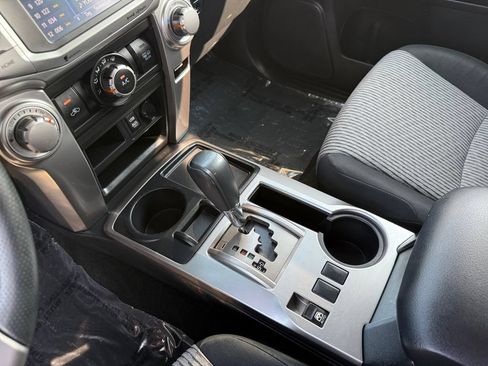 Used 2016 Toyota 4Runner SR5 RWD image 22