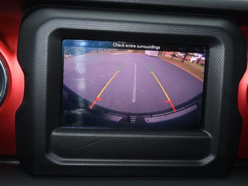 Used 2019 Jeep Wrangler Unlimited Rubicon w/ Cold Weather Group image 35