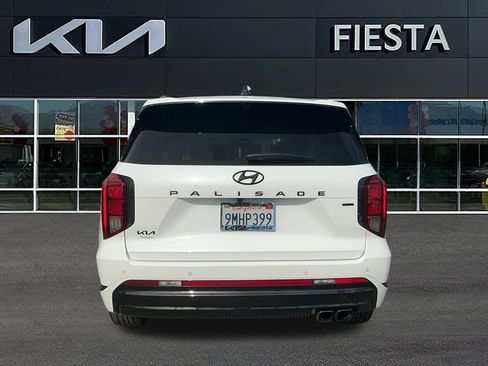 Used 2024 Hyundai Palisade Calligraphy image 5