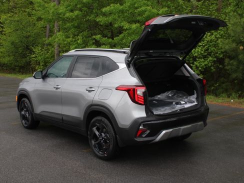 New 2026 Kia Seltos EX AWD/4WD image 7