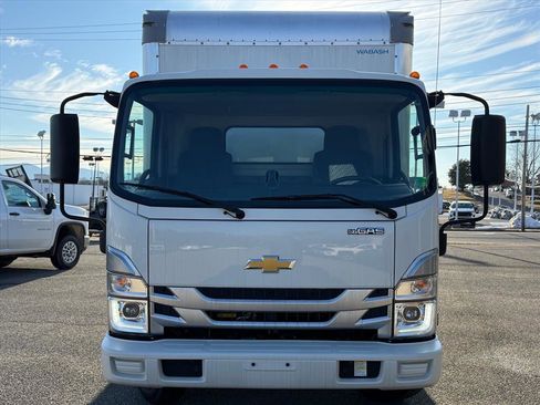 New 2024 Chevrolet Low Cab Forward image 9