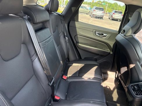 Used 2021 Volvo XC60 T5 Inscription AWD/4WD image 36