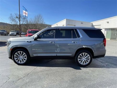 Certified 2022 GMC Yukon Denali image 2