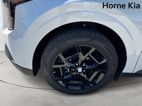 New 2026 Kia Carnival SX w/ SX Dark Edition Package image 6