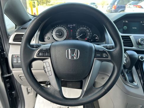 Used 2016 Honda Odyssey SE image 26