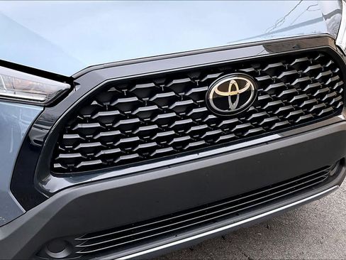 Certified 2024 Toyota Corolla Cross L image 27