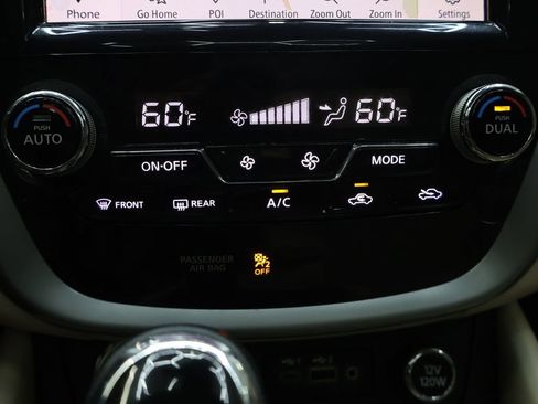 Used 2019 Nissan Murano Platinum w/ Cargo Package FWD image 26