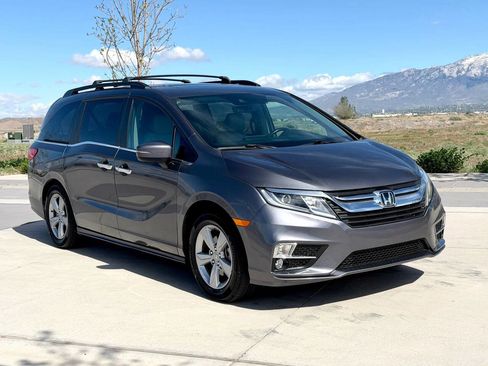 Used 2019 Honda Odyssey EX-L image 3