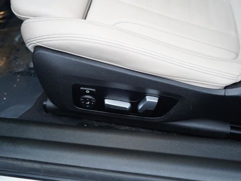 Used 2022 BMW 230i Coupe w/ Premium Package image 31