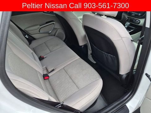 Used 2025 Kia Soul EX FWD image 15