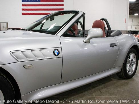 Used 2000 BMW Z3 2.5i image 22