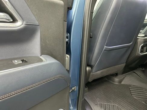 Used 2024 Chevrolet Silverado 1500 High Country w/ Technology Package image 33