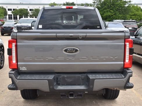 Certified 2025 Ford F250 Lariat w/ Black Appearance Package AWD/4WD image 8