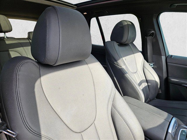 Used 2022 BMW X5 sDrive40i w/ Parking Assistance Package RWD image 23