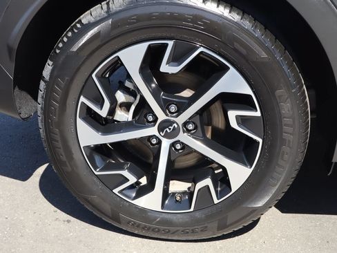 Used 2023 Kia Sportage EX AWD/4WD image 11