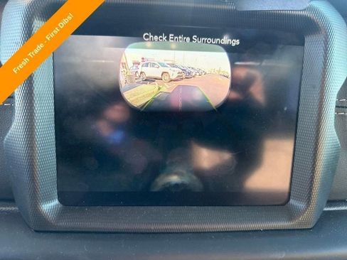 Used 2022 Jeep Wrangler Unlimited Sahara w/ Cold Weather Group image 15