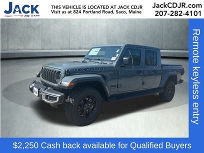 New 2025 Jeep Gladiator Sport