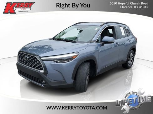 Certified 2023 Toyota Corolla Cross XLE w/ Convenience Package FWD image 1