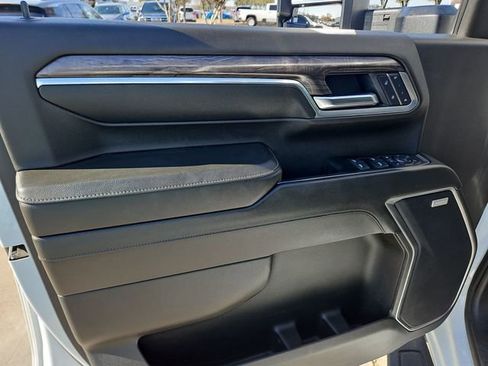 Used 2025 Chevrolet Silverado 3500 LTZ w/ LTZ Premium Package image 22