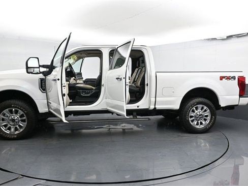 Used 2021 Ford F250 Limited image 35