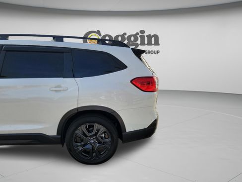 Used 2025 Subaru Ascent Onyx Edition AWD/4WD image 30