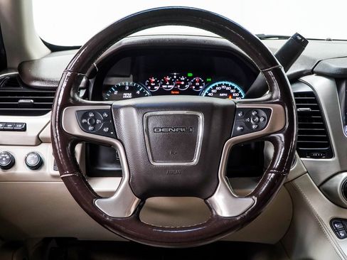 Used 2018 GMC Yukon XL Denali w/ Denali Ultimate Package image 18