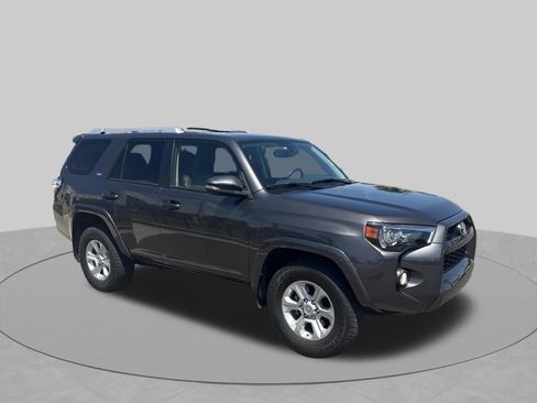 Used 2018 Toyota 4Runner SR5 Premium RWD image 1
