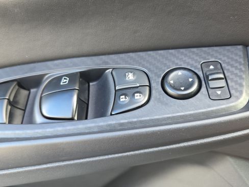 Used 2024 Nissan Sentra S FWD image 28