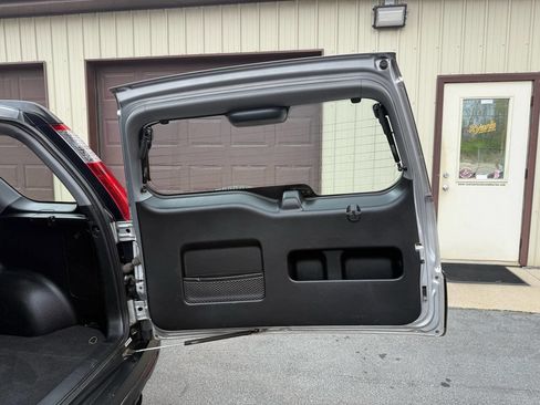 Used 2005 Honda CR-V LX image 54