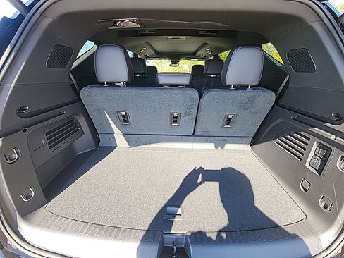 New 2026 Chevrolet Traverse RS image 33